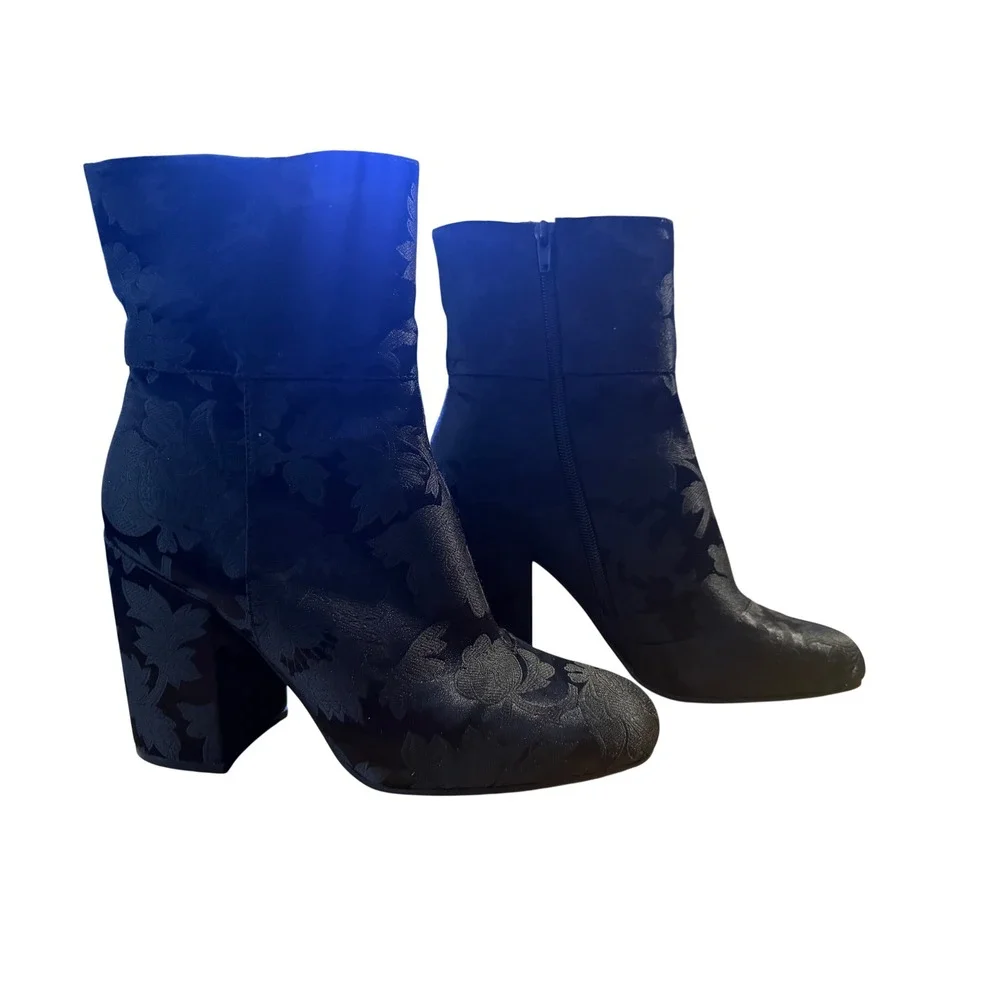 Steve Madden Black Floral Jacquard Block Heel Ankle Boots Women's Zipper Fashion